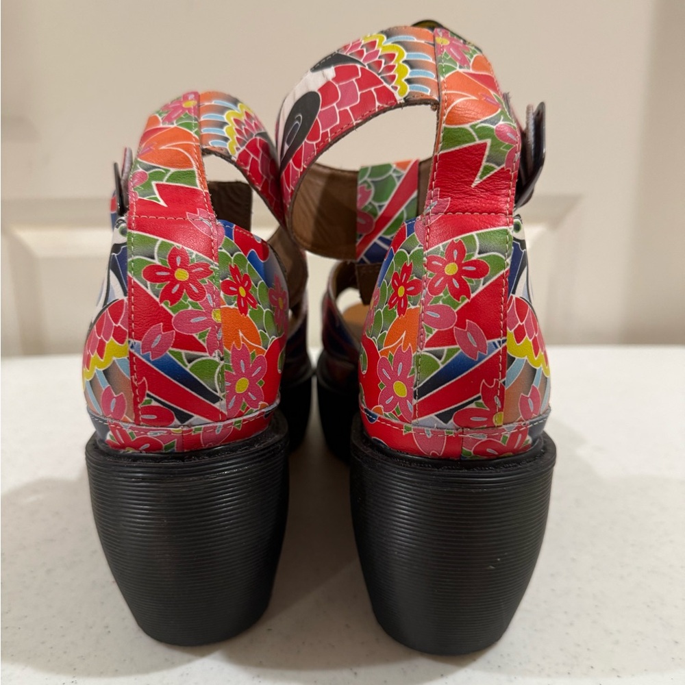 NEW Dr. Martens “ Bessie “ Leather Koi Pond Platform Sandals ~ Size 10 - Picture 9 of 16